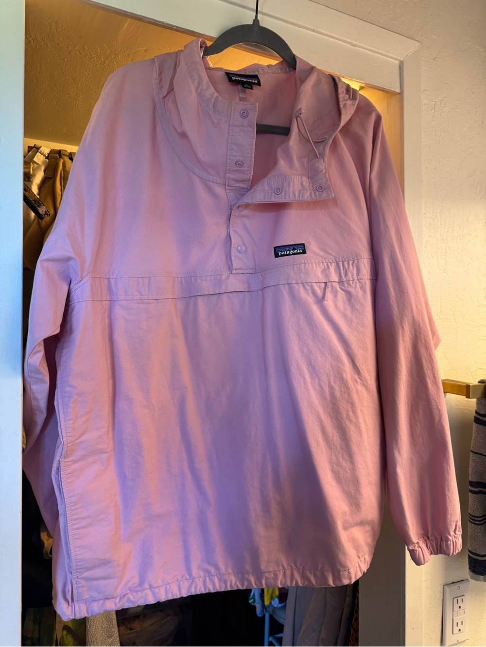 Patagonia Light Pink Anorak Hooded Pullover XL